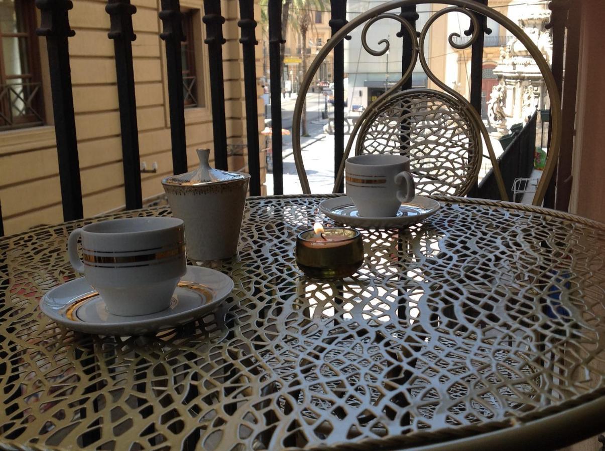 Vucciria 57 Locazione Turistica Nel Cuore Pulsante Della Movida! Apartment Palermo Bagian luar foto