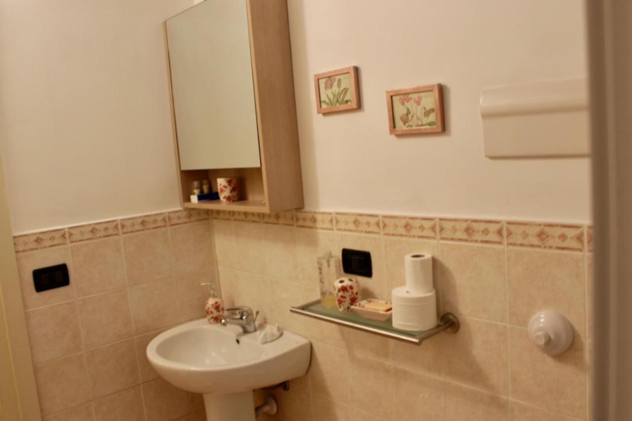 Vucciria 57 Locazione Turistica Nel Cuore Pulsante Della Movida! Apartment Palermo Bagian luar foto
