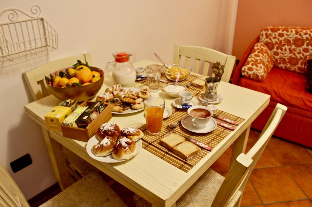 Vucciria 57 Locazione Turistica Nel Cuore Pulsante Della Movida! Apartment Palermo Bagian luar foto