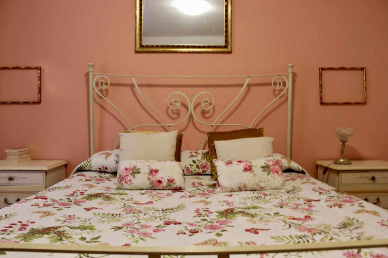 Vucciria 57 Locazione Turistica Nel Cuore Pulsante Della Movida! Apartment Palermo Bagian luar foto
