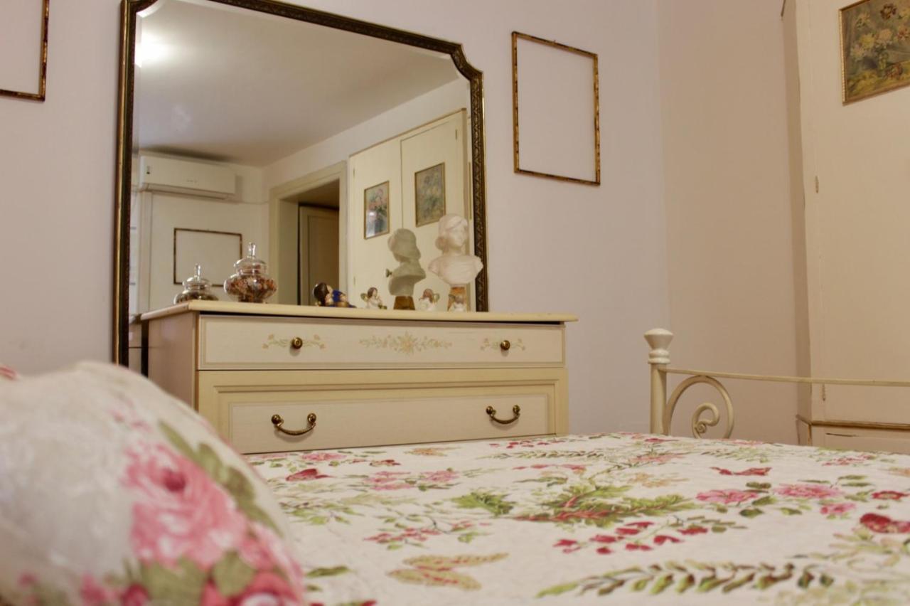 Vucciria 57 Locazione Turistica Nel Cuore Pulsante Della Movida! Apartment Palermo Bagian luar foto